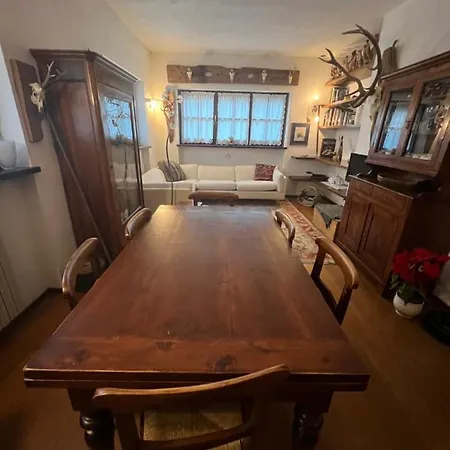 Nyaraló Chateau Montblanc *